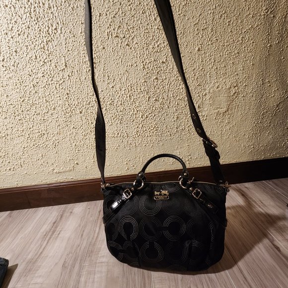 Like New Coach Dotted Madison 2Way Shoulder Bag c - Picture 6 of 16